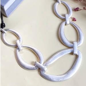 Silver Oval Link Necklace