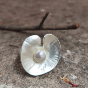 Pearl Shell Ring