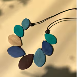 Warm Petal Wood Necklace
