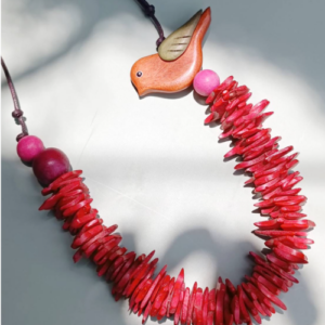 Red Bird Chip Necklace