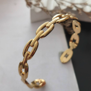 Gold Oval Link Bracelet