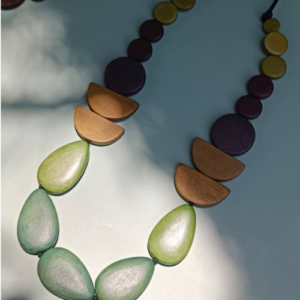 Green Leaf Pebble Necklace