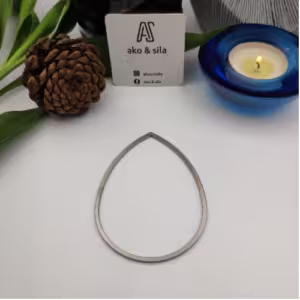 Black Open Teardrop Bracelet