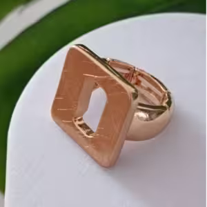 Gold Cutout Signet Ring
