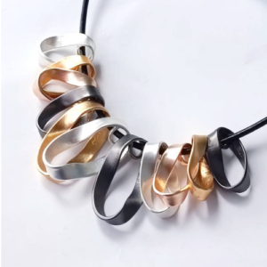 Tri Tone Loop Necklace