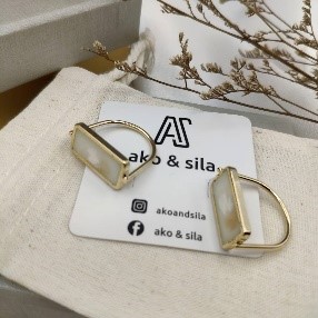 White Rectangle Open Ring