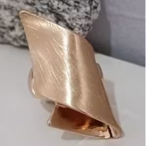 Gold Curved Wrap Ring