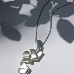 Silver Ribbon Pendant Necklace