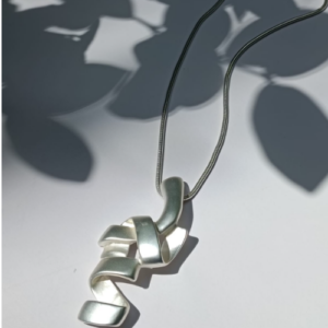 Silver Ribbon Pendant Necklace