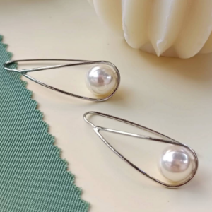 Silver Pearl Teardrop Earrings