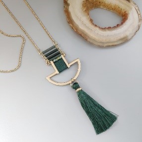 Green Tassel Geometric Pendant Necklace