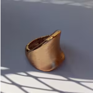 Gold Wave Band Ring