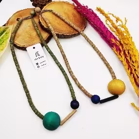 Yellow Bead Bar Wood Necklace