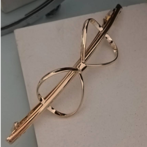 Gold Oversized Bow Clip