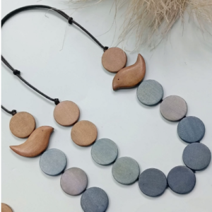 Neutral Leaf Wood Necklace