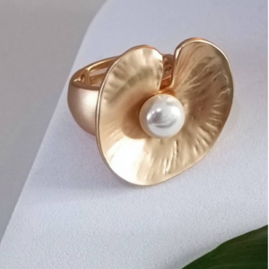 Gold Pearl Flower Ring