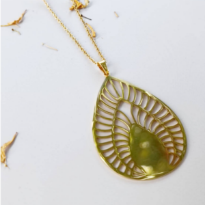 Gold Leaf Frame Stone Necklace