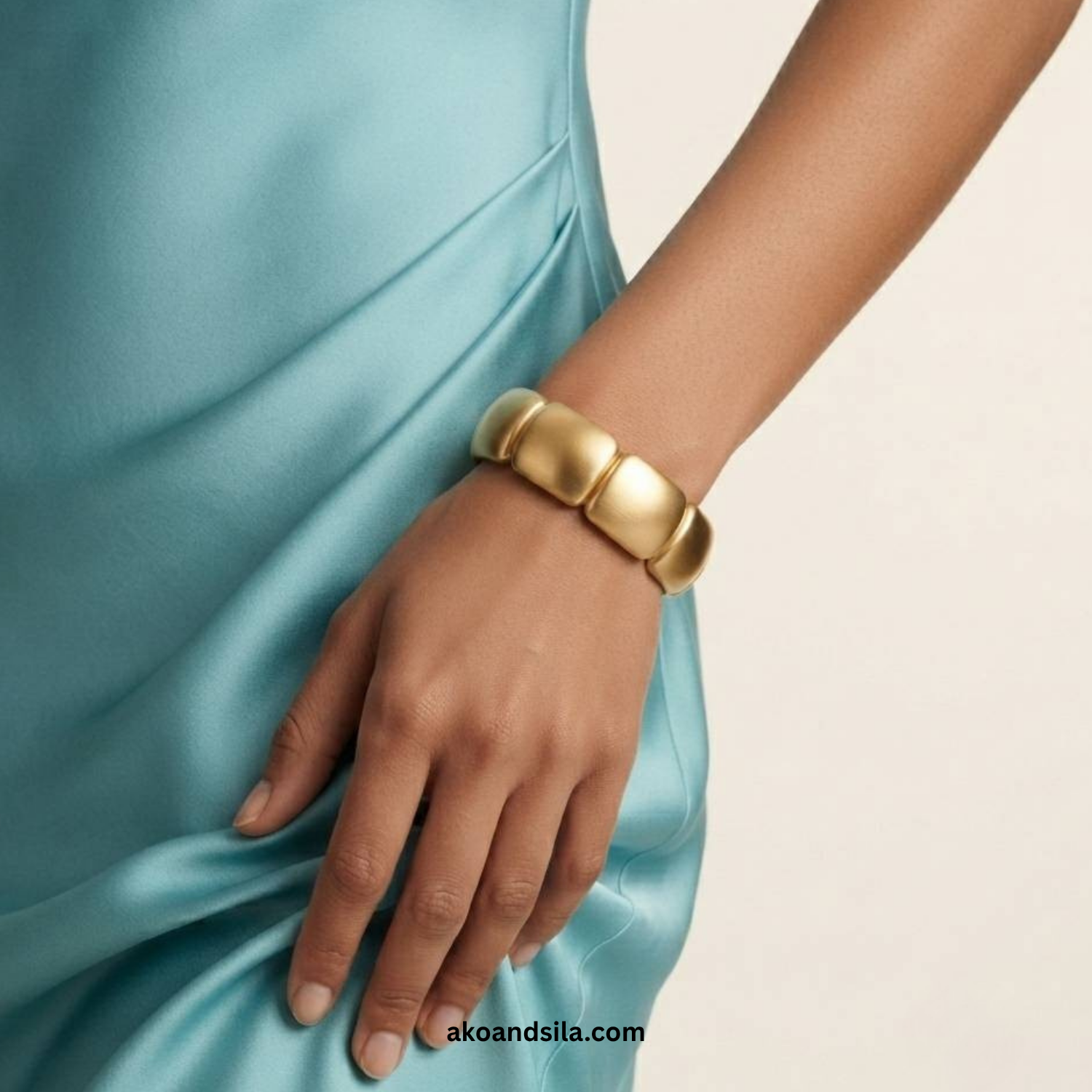 Golden Chunky Link Cuff Bracelet - Image 2
