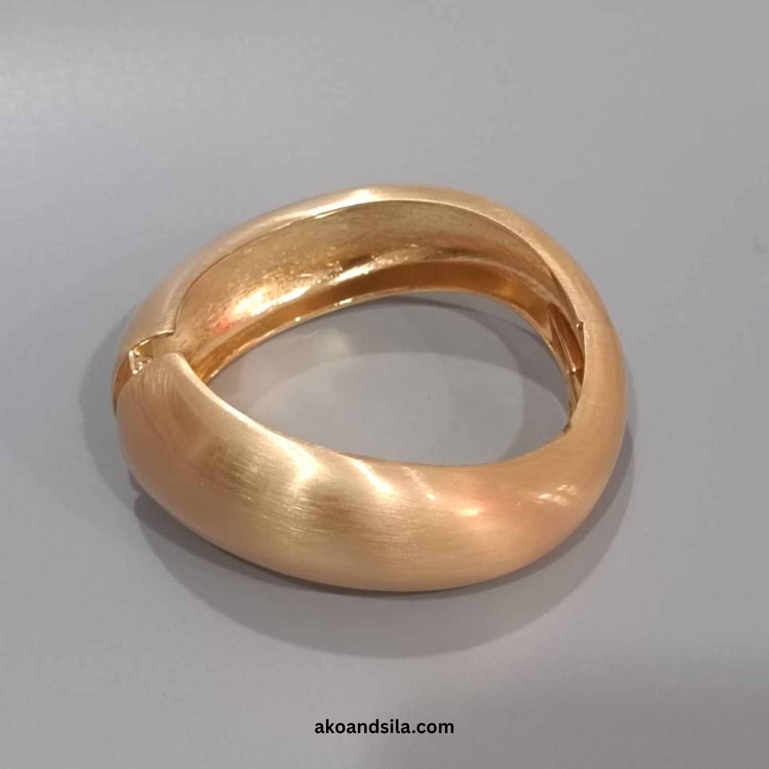 Matte Golden Dome Bracelet - Image 4