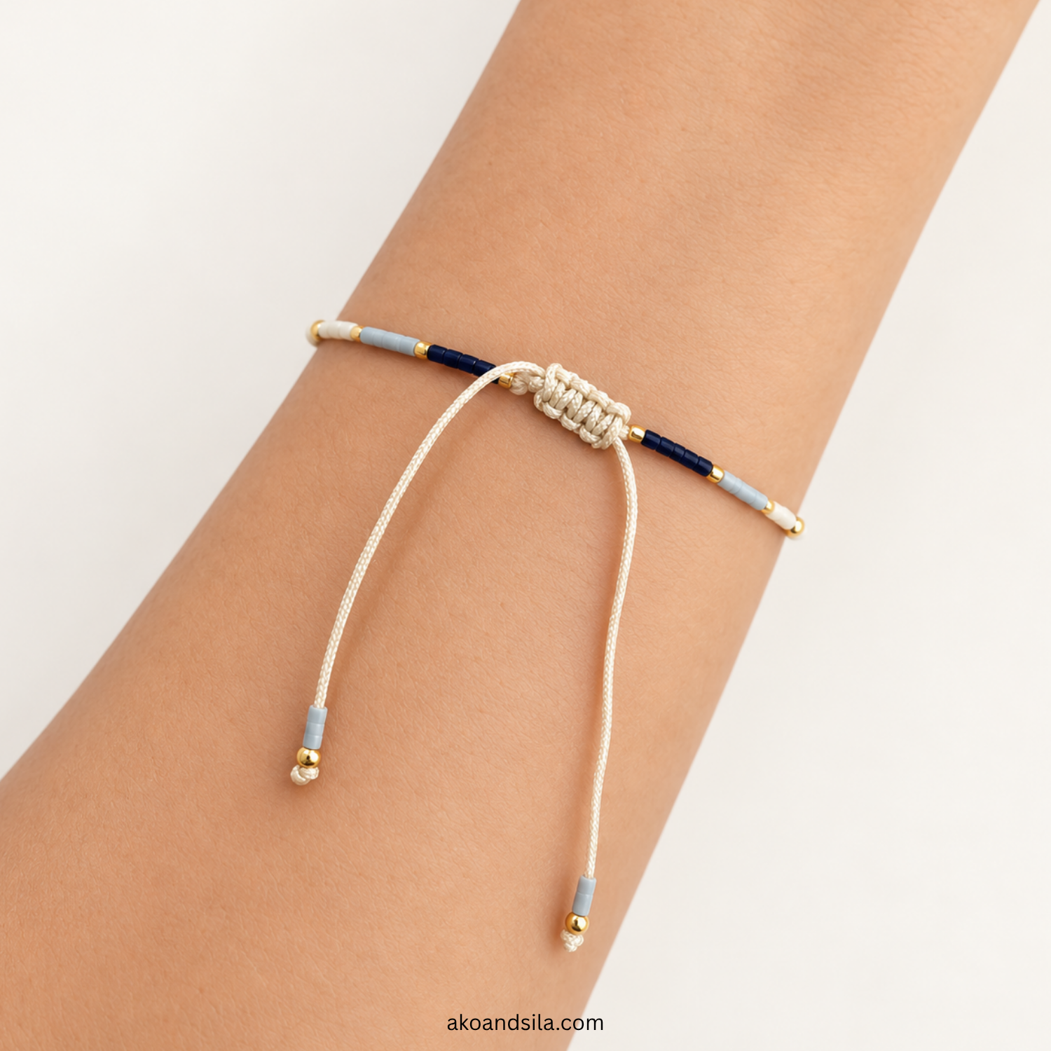 Black Luna Beaded Bracelet - Image 4