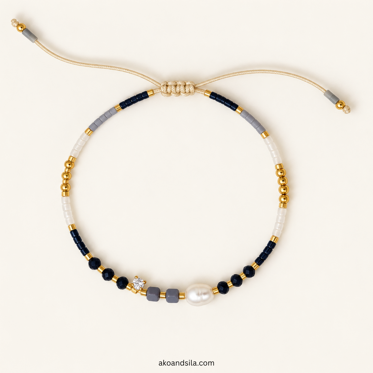 Black Luna Beaded Bracelet - Image 3