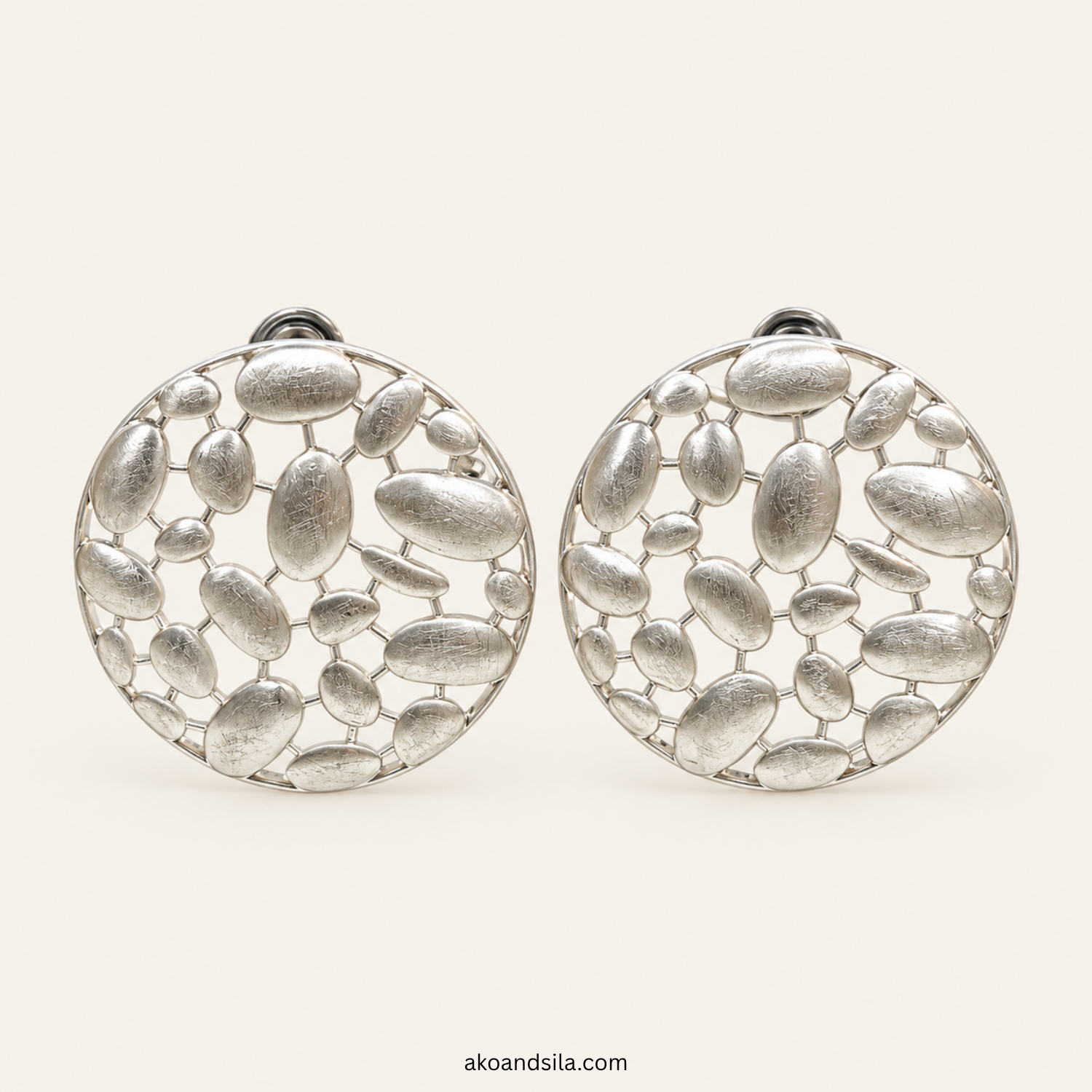 Silver Pebble Disc Stud Earrings - Image 4