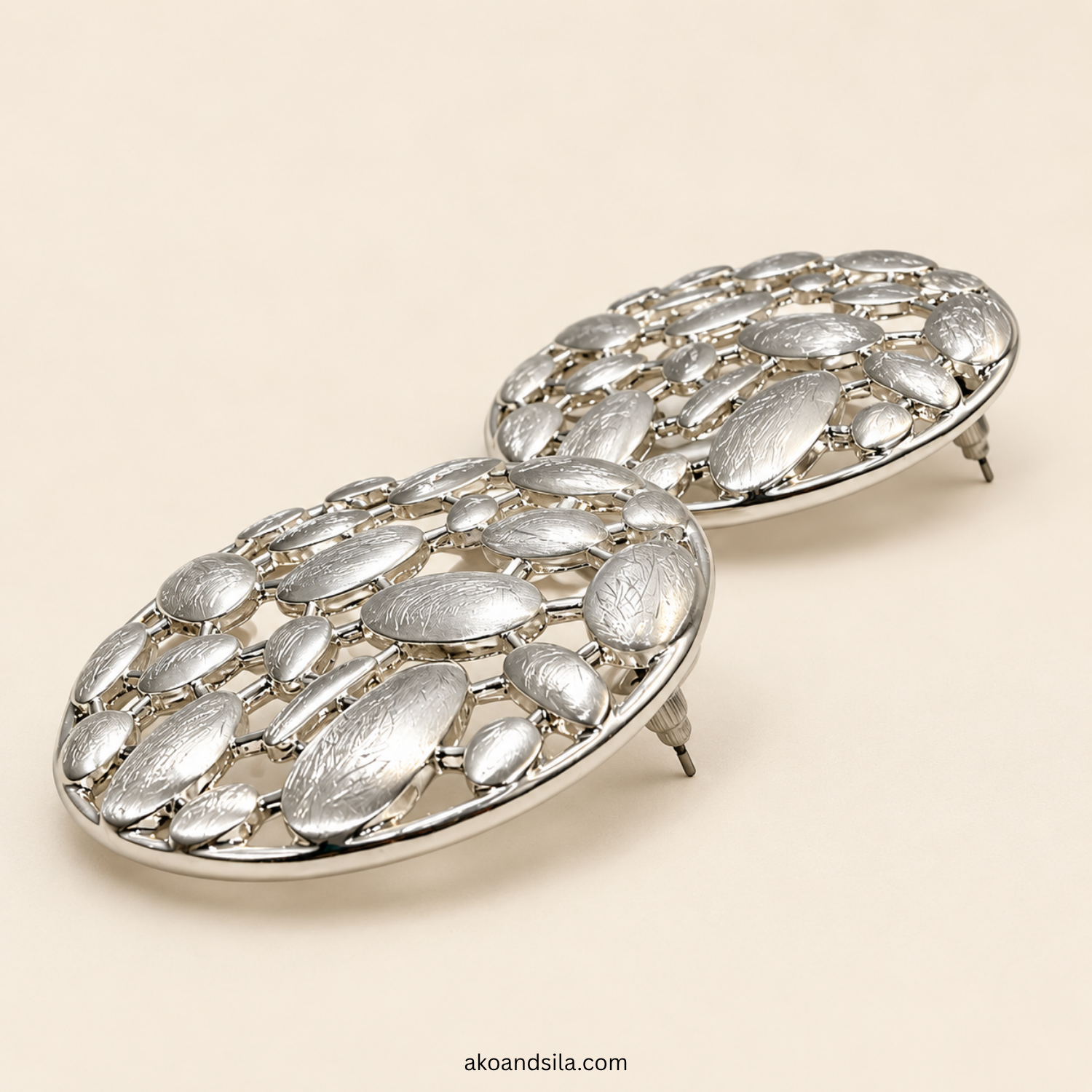 Silver Pebble Disc Stud Earrings - Image 3