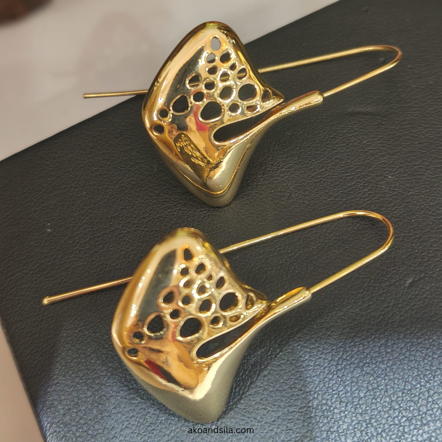 Golden Crystal Pyramid Drop Earrings - Image 3