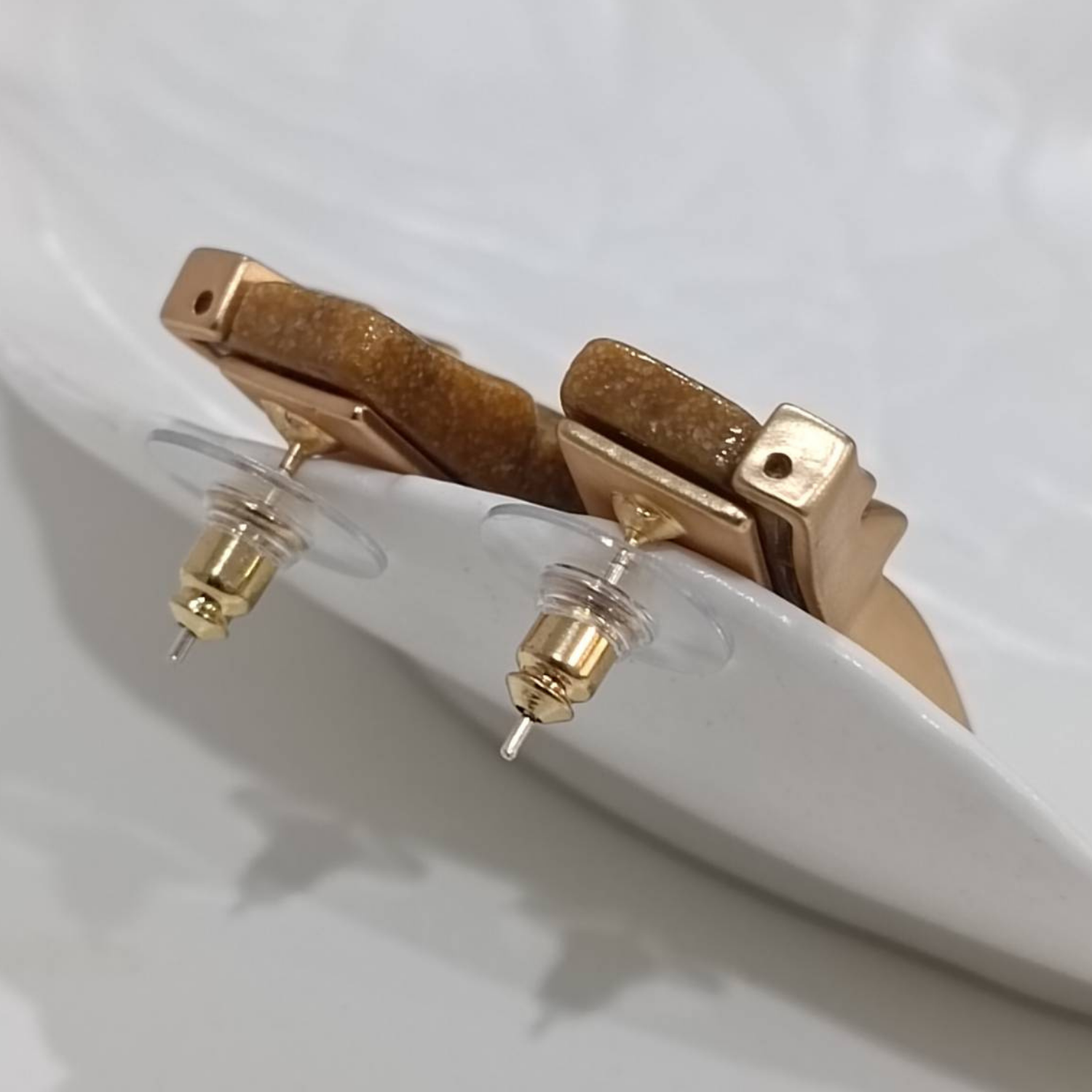 Golden Stone Fan Earrings - Image 3