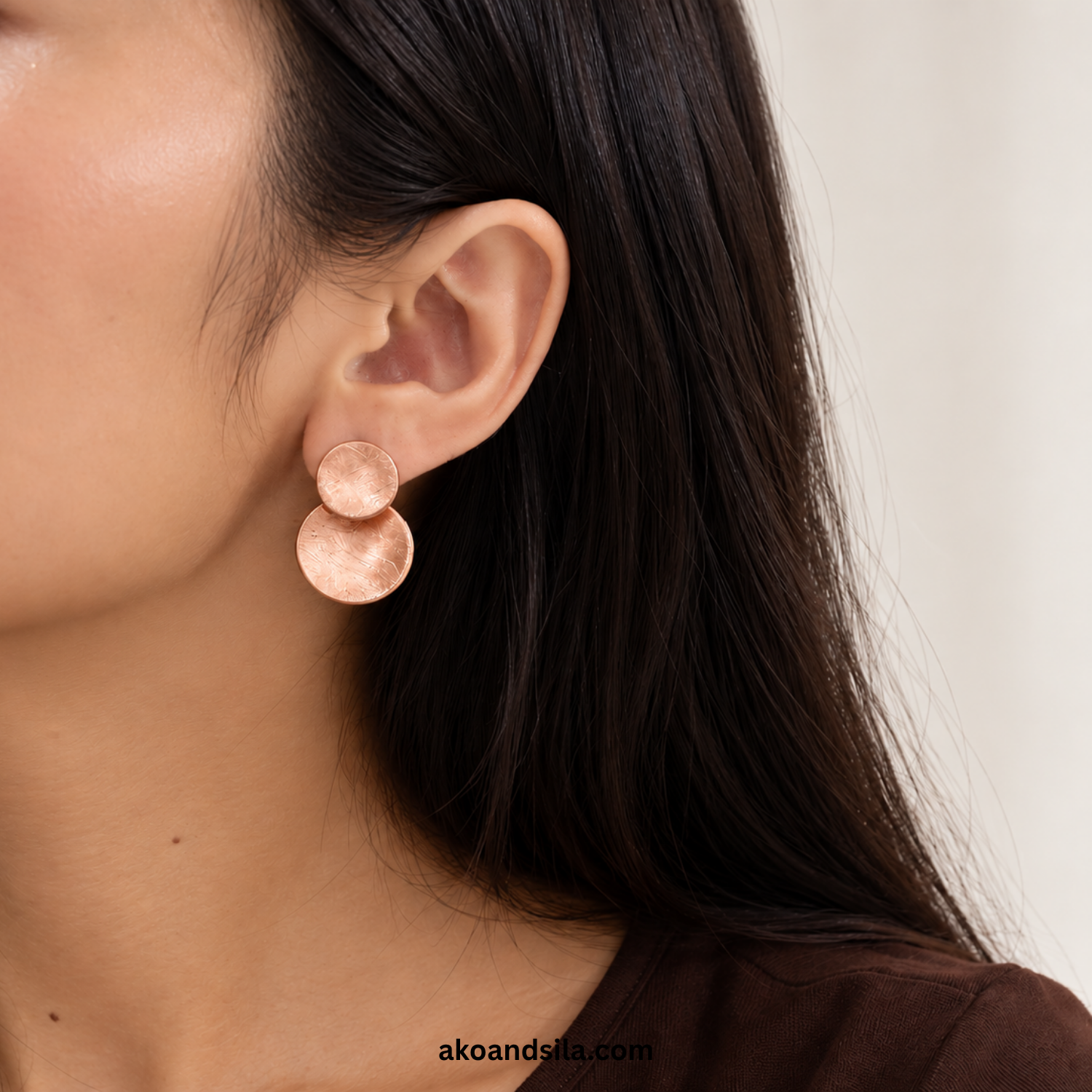 Brushed Golden Disc Drop Earrings - Image 2