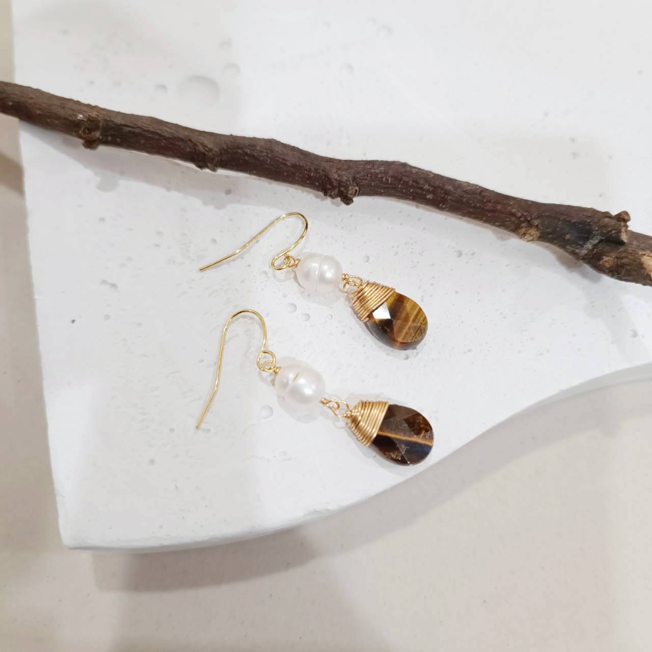 Pearl On Earth Earrings - Image 5