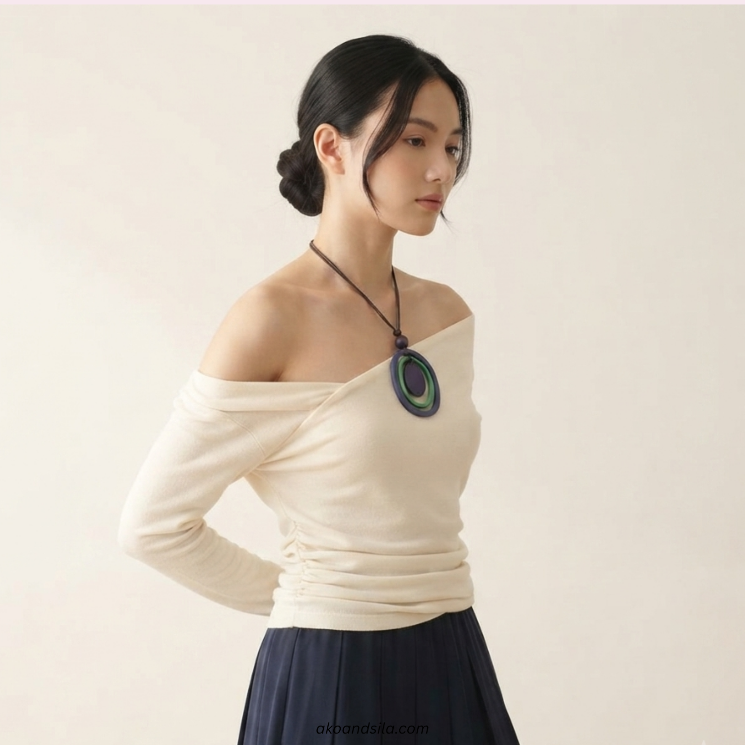 Layered Ring Wood Necklace - Image 4