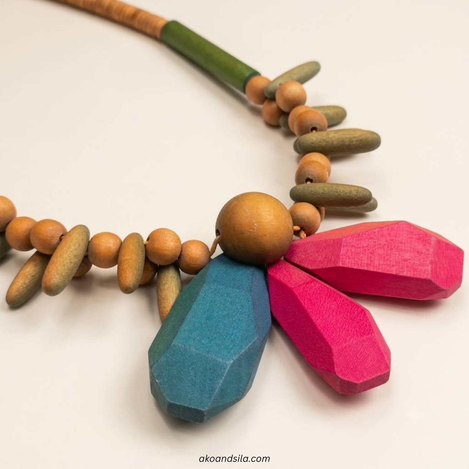 Fuchsia Wood Drop Bead Necklace - Image 3