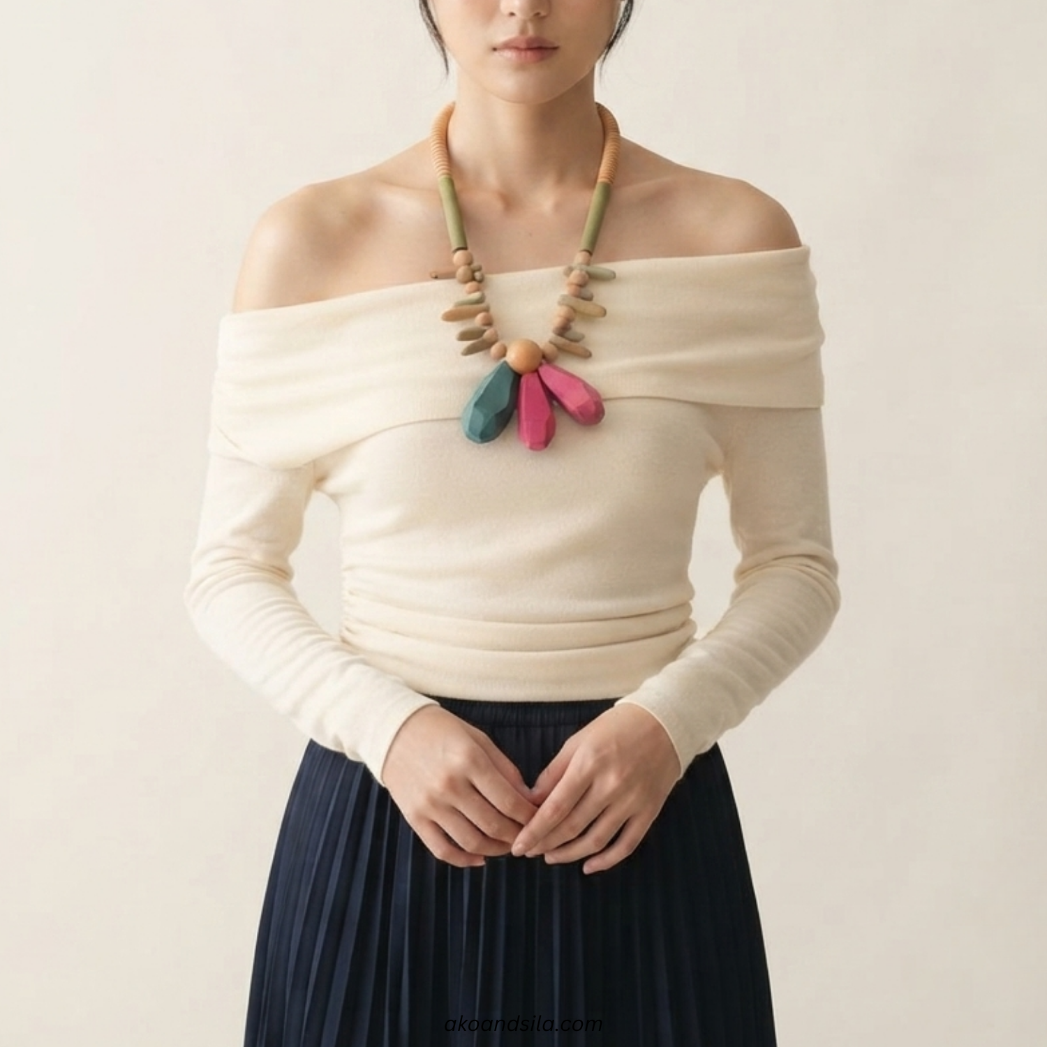 Fuchsia Wood Drop Bead Necklace - Image 4