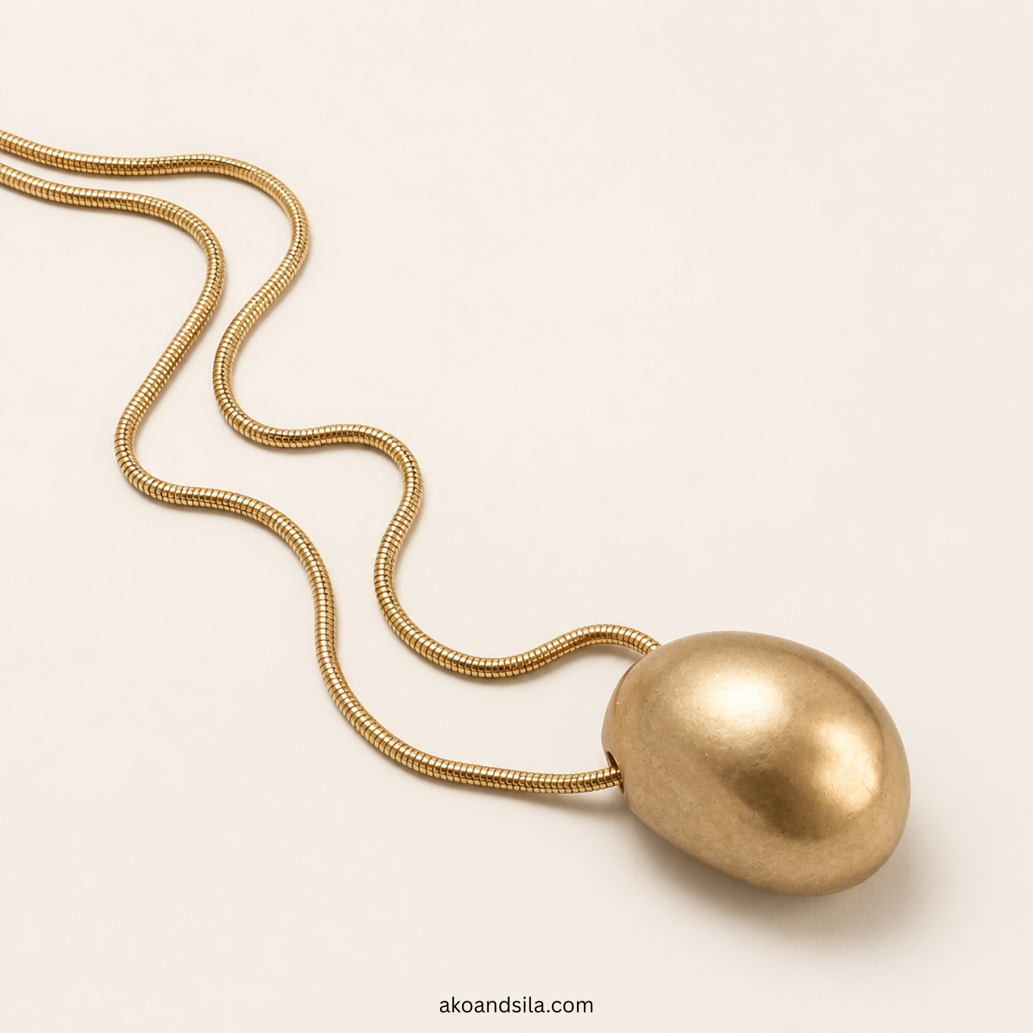 Rose Golden Disc Necklace - Image 4