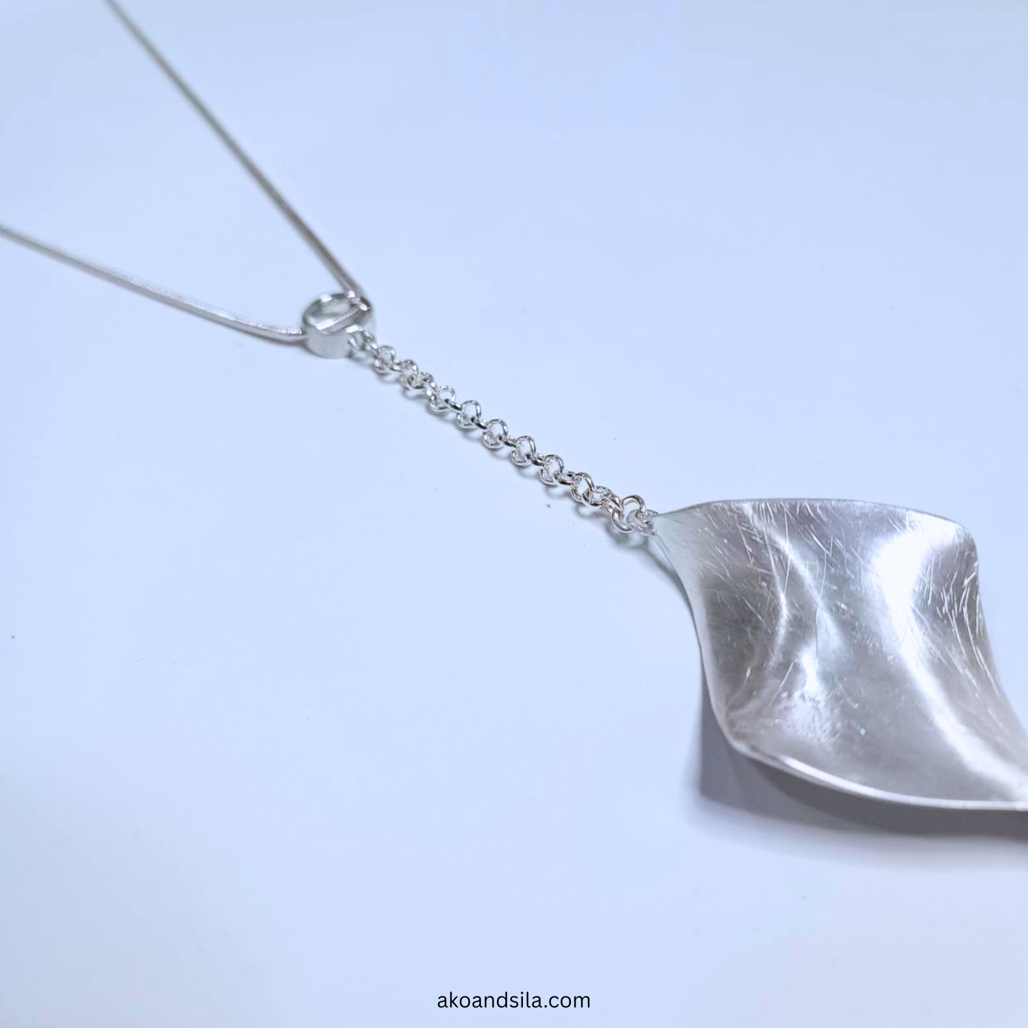 Silver Leaf Pendant Necklace - Image 4