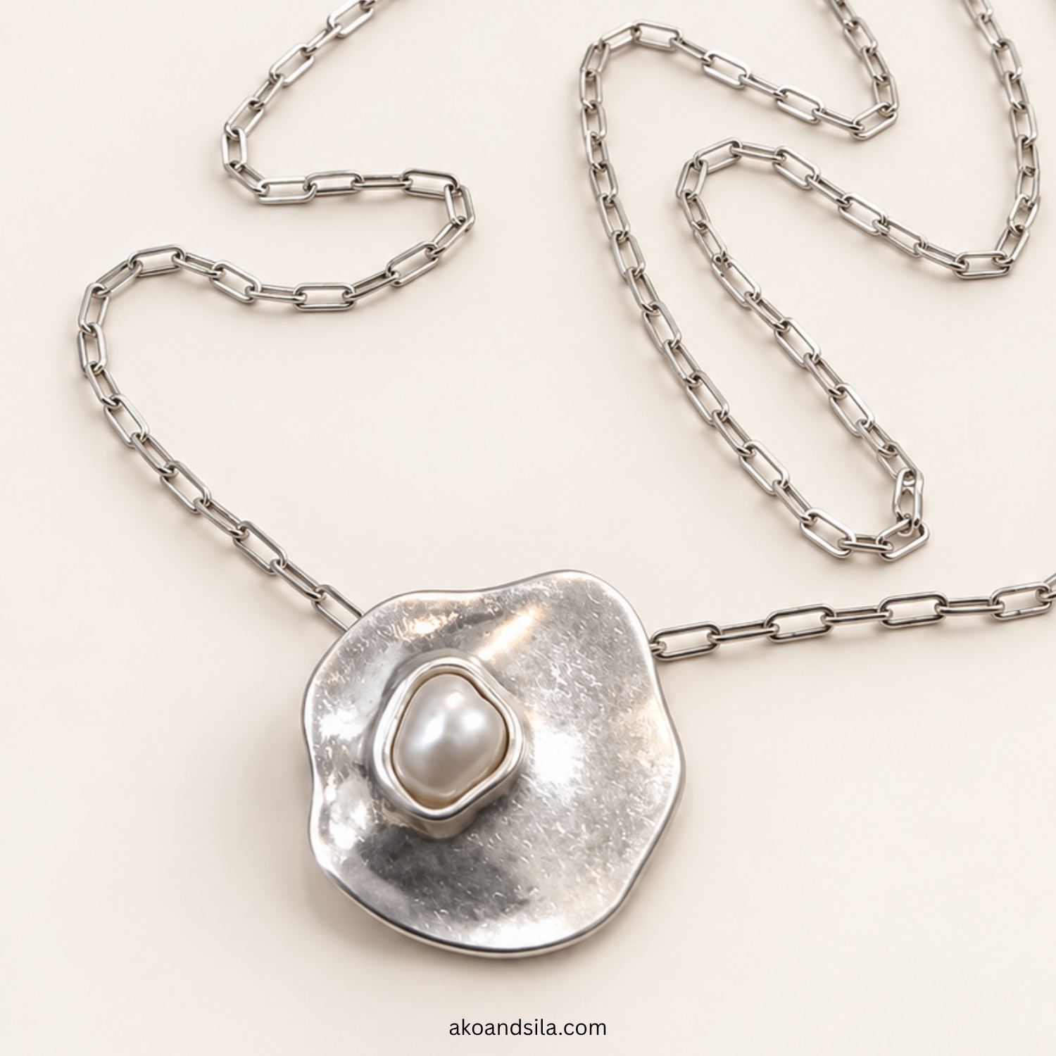 Silver Disc Pendant Necklace - Image 4