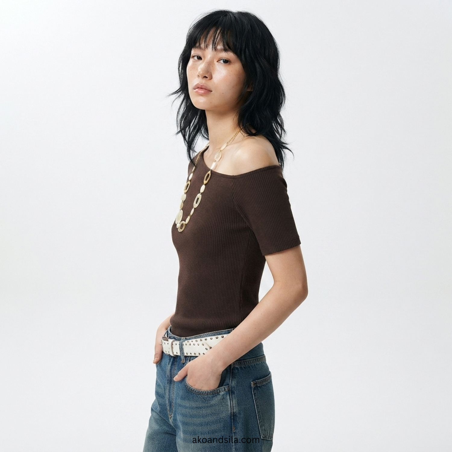 Neutral Acrylic Link Necklace - Image 2