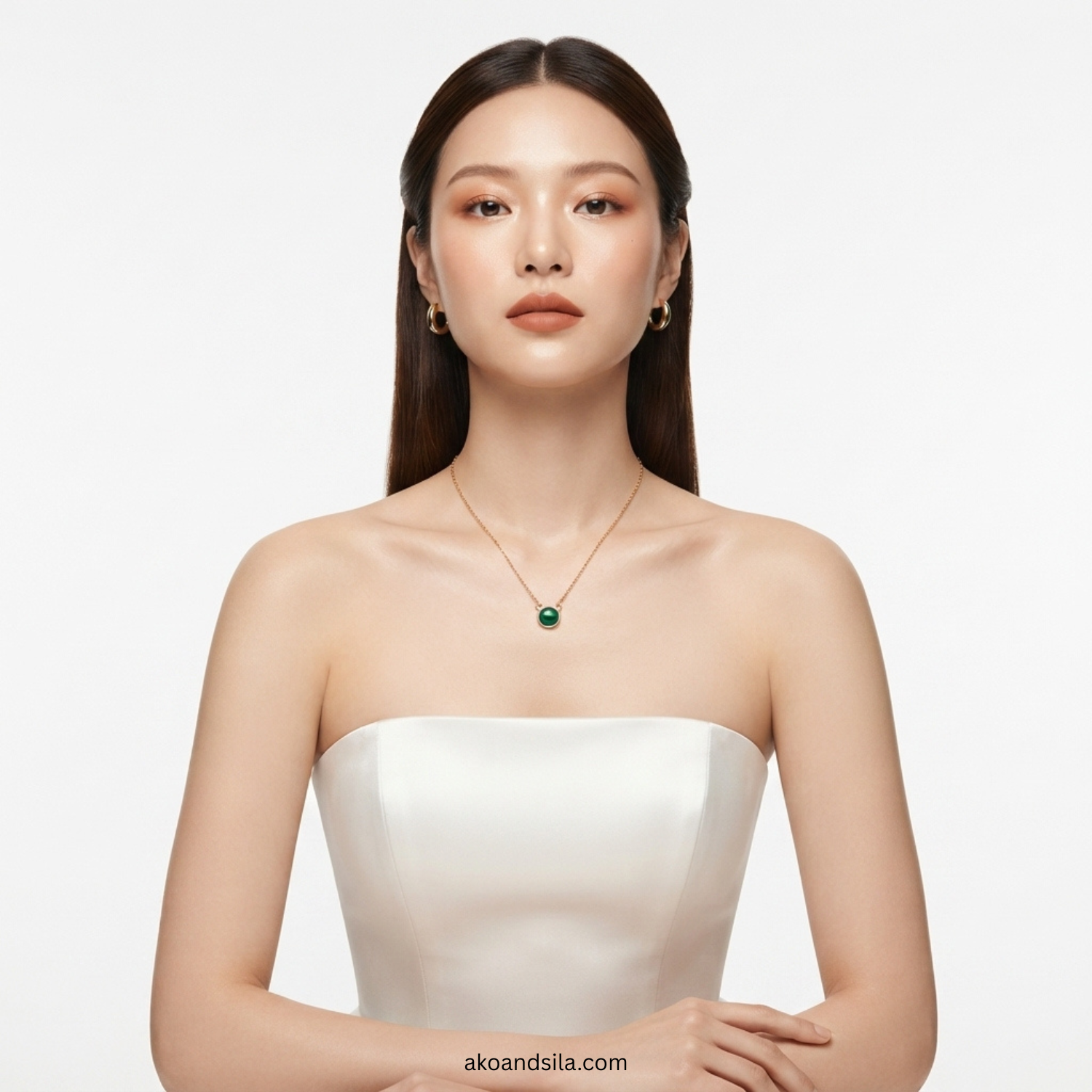 Green Round Necklace - Image 2