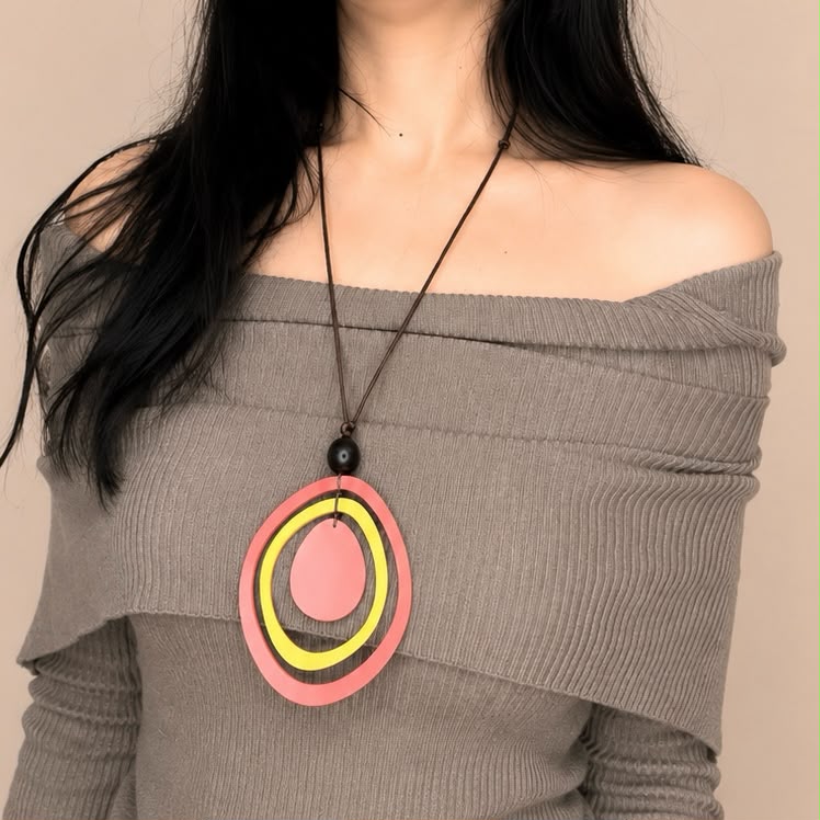 Red Ring Wood Necklace - Image 2