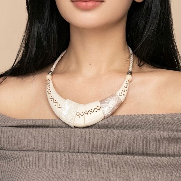 Pattern Collar Necklace - Image 4