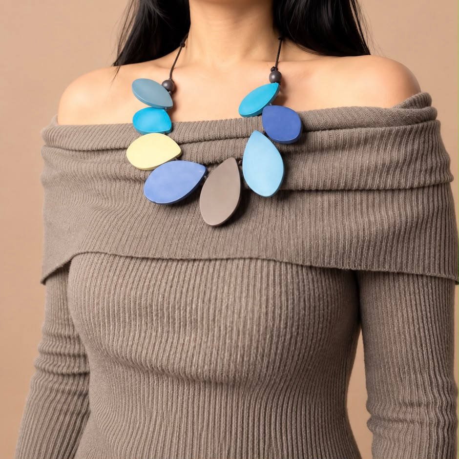 Warm Petal Wood Necklace - Image 4