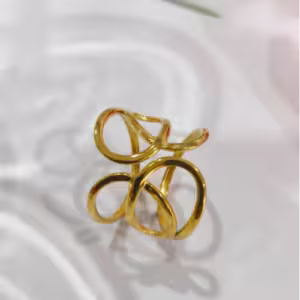 Gold Ribbon Swirl Ring
