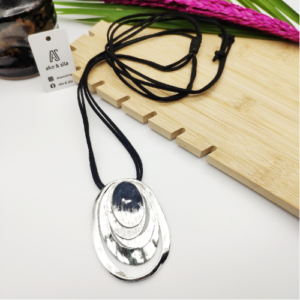 Silver Layered Disc Pendant Necklace