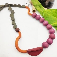 Berry Olive Wood Necklace