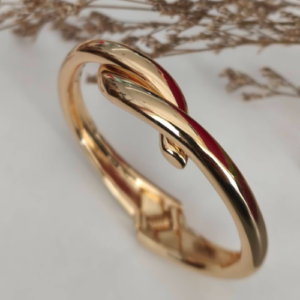 Gold Twisted Bracelet