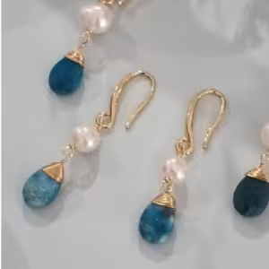 Pearl In Tropical Earrings