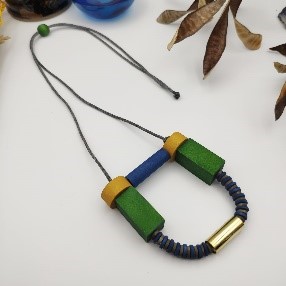 Color Block Wood Collar Necklace