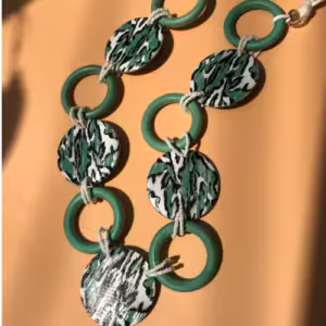 Green Pattern Link Necklace