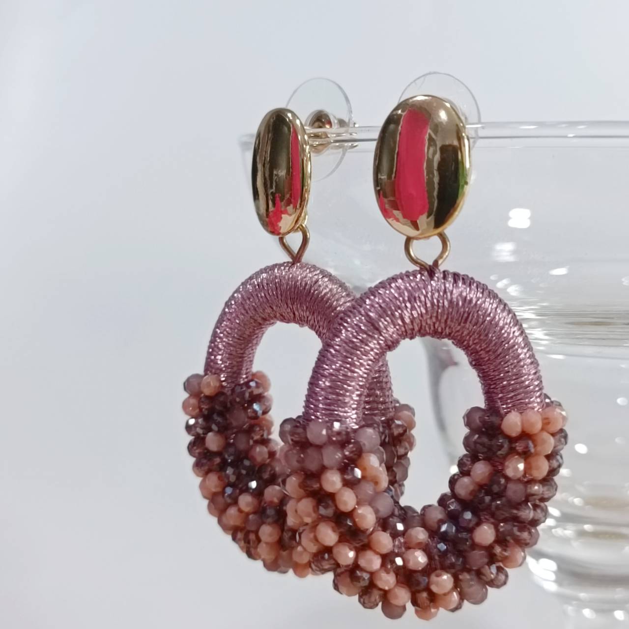 Mauve Mist Beaded Hoops Earrings - Image 2